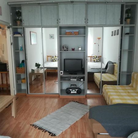 Var Apartman Miskolc Buitenkant foto