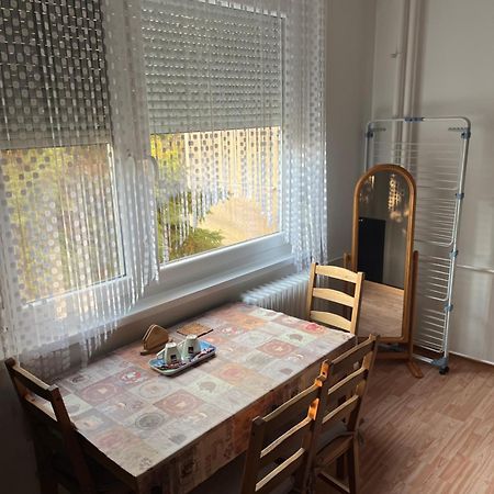 Var Apartman Miskolc Buitenkant foto