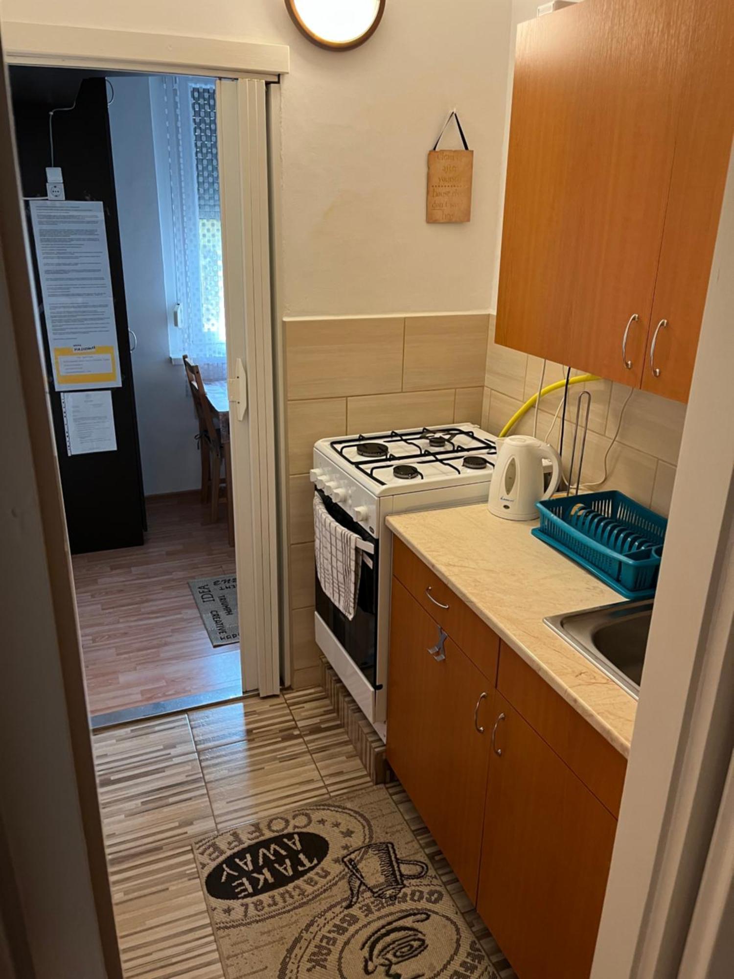 Var Apartman Miskolc Buitenkant foto
