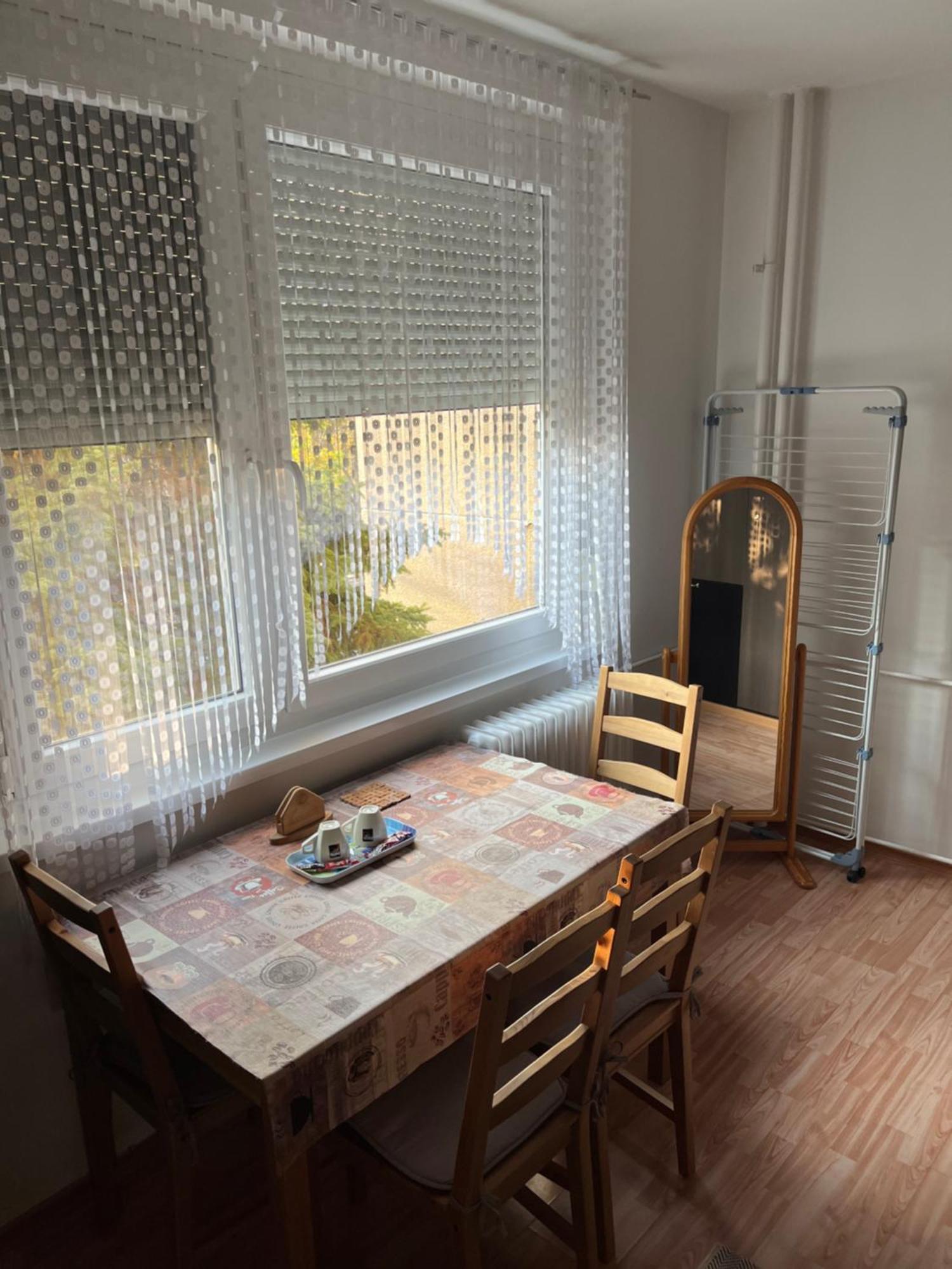 Var Apartman Miskolc Buitenkant foto
